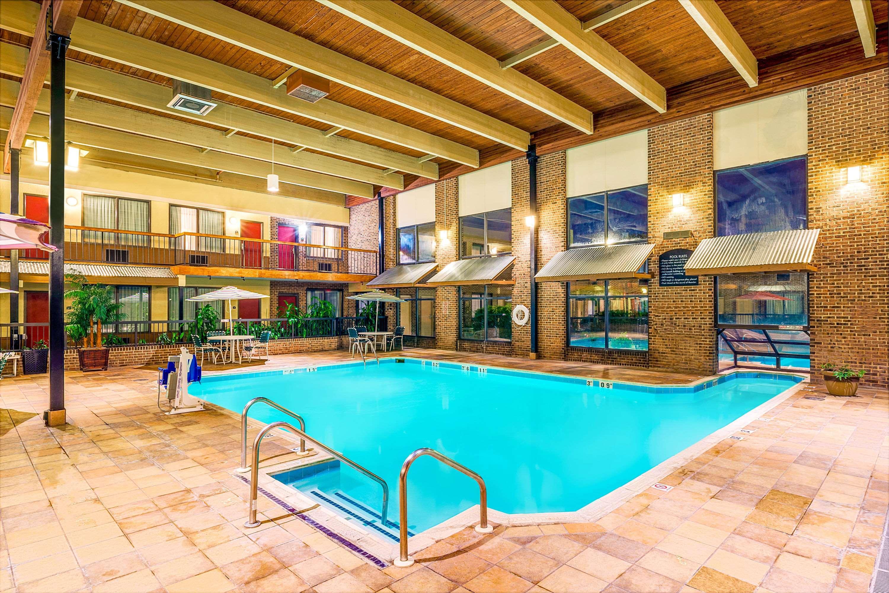מלון Wyndham Garden יורק מראה חיצוני תמונה