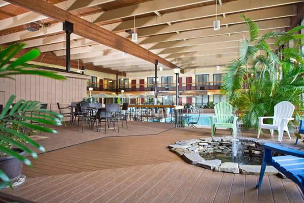 מלון Wyndham Garden יורק מראה חיצוני תמונה